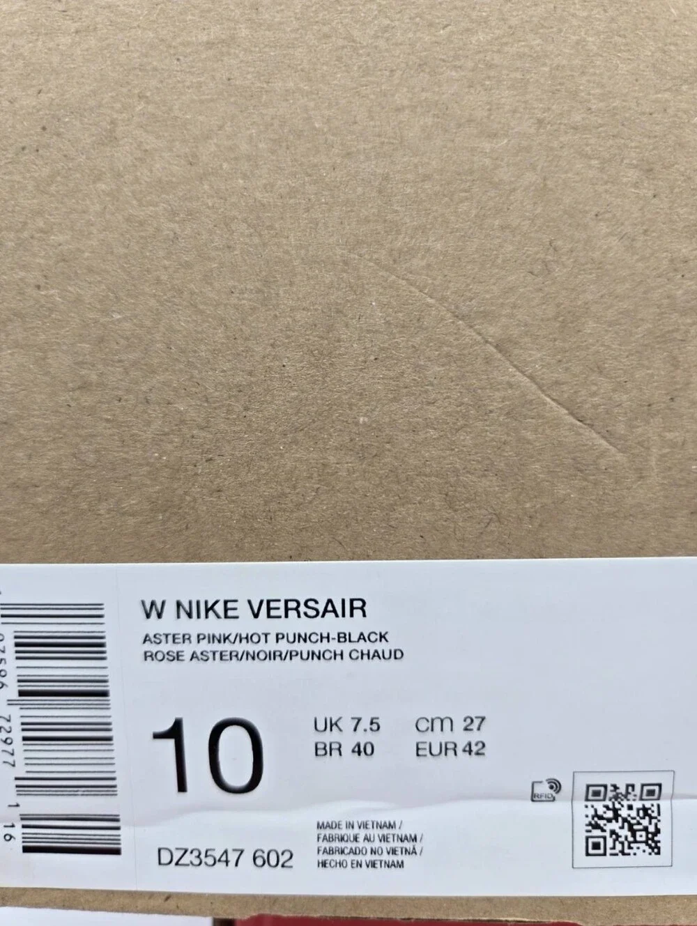 Nike women versair